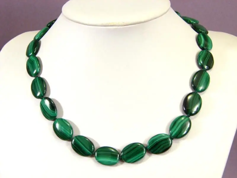 13x18mm oval green malachite necklace vintage 18 