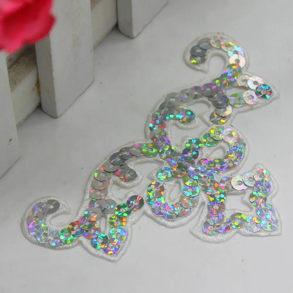 5 Pieces Sequined Appliques Gold Embroidery Patches Iron On Cosplay Diy Clothes Costume Trims 9.5*5.5CM