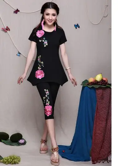 1pcs/lot National Wind Slim Thin Cotton Stretch Pant Women Casual Embroidered Peony Flowers Capris Legging