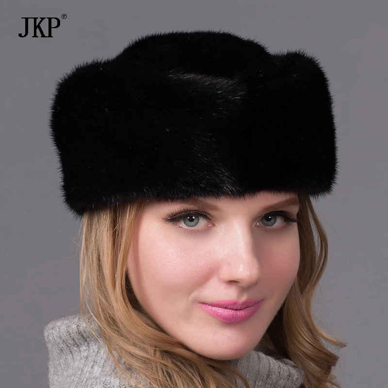 

2024 Winter Women Whole Skin Real Mink Fur Hats Elegant European And American Fashion Casual Female Mink Cap DHY-42