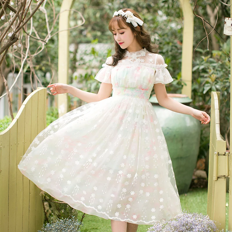 

Princess sweet lolita dress new summer candy rain sweet slim short sleeved princess lace dress C22AB7079