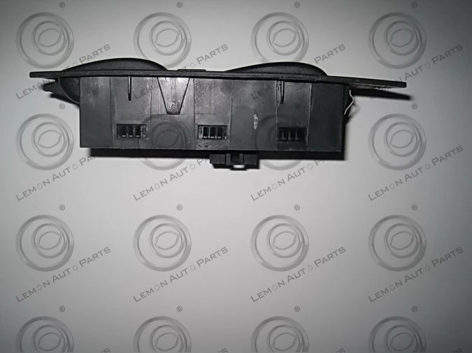 735379271 735335235 735362697 POWER WINDOW SWITCH FOR FIAT PALIO