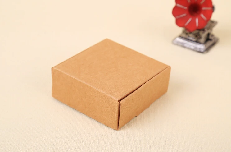 

Wholesale 80pcs/lot 9.5*9.5*3.5cm Brown Carton Kraft Box, Gift Packing Boxes, Soap Packaging, Storage Item free shipping