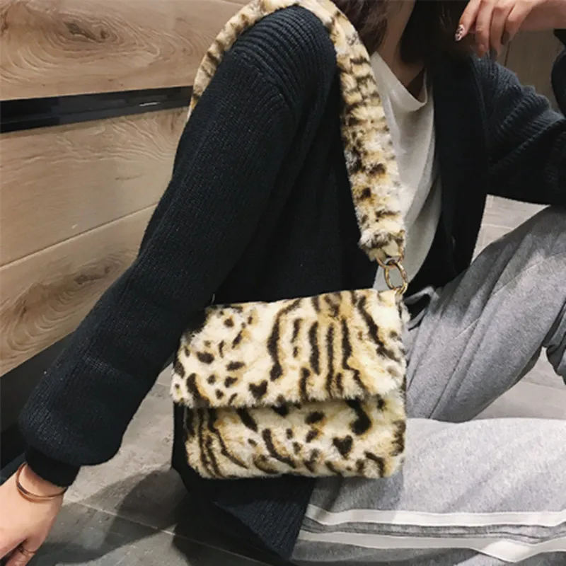 Winter Soft Warm Fur Bag Designer Women\'s Plush Shoulder Bags Large Capacity Messenger bag Handbag  Cute Ladies Coin Purses 2023