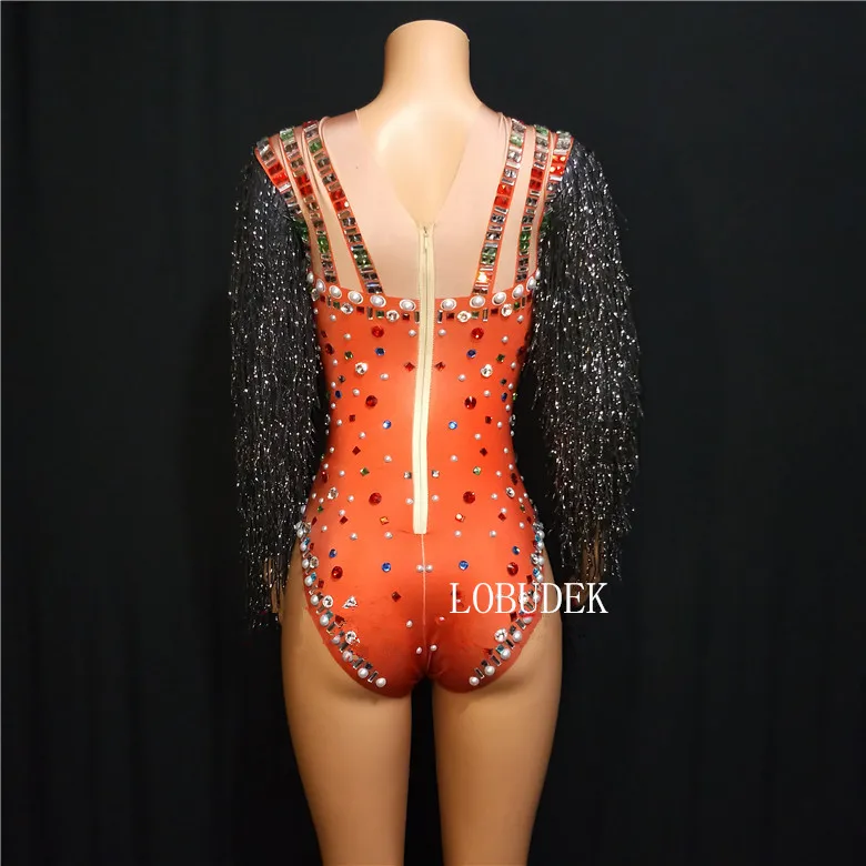 ملهى ليلي DJ المغني راقصة ملابس رقص بلورات حمراء اللؤلؤ نحيل ارتداءها مطاطا يوتار مثير المرحلة ارتداء الأداء Catsuit