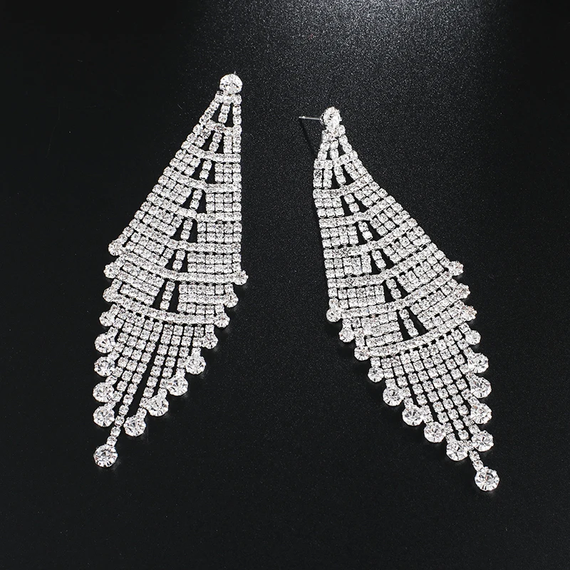 YFJEWE 2019 Fashion Woman Chain Tassel Long Earrings Hanging Drop Earring For Women  Bohemia Bride Party Jewelry # E622