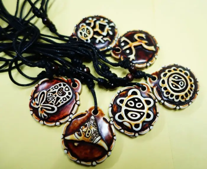 12 pcs Taino Coqui Frog Cemi Sun Turtles Kokopelli Imitate Bone Powder Necklace All 6 styles choose