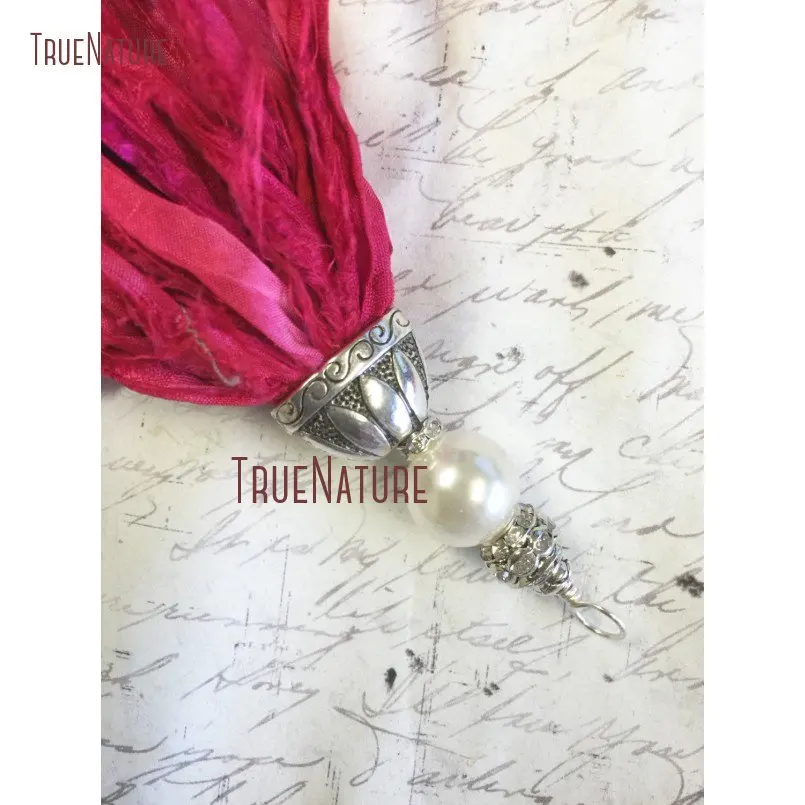 

Wholesale Bohemian Handcrafted Tassel Sari Silk Antique Brass Color Or Silver Plated Altered Necklace PM14461