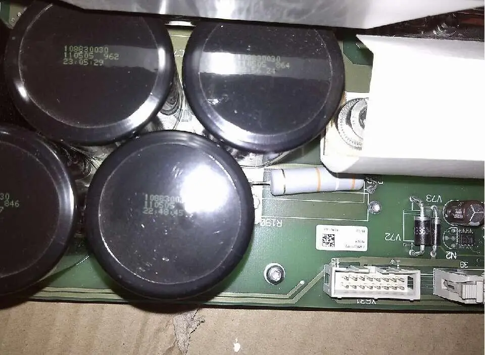 

Оригинальная 6SE7022 плата драйвера A5E00117412