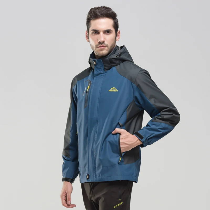 2019 New man jacket spring windproof waterproof jacket Softshell hiking jacket outdoorsports Tourism Mountain jackets 12320A