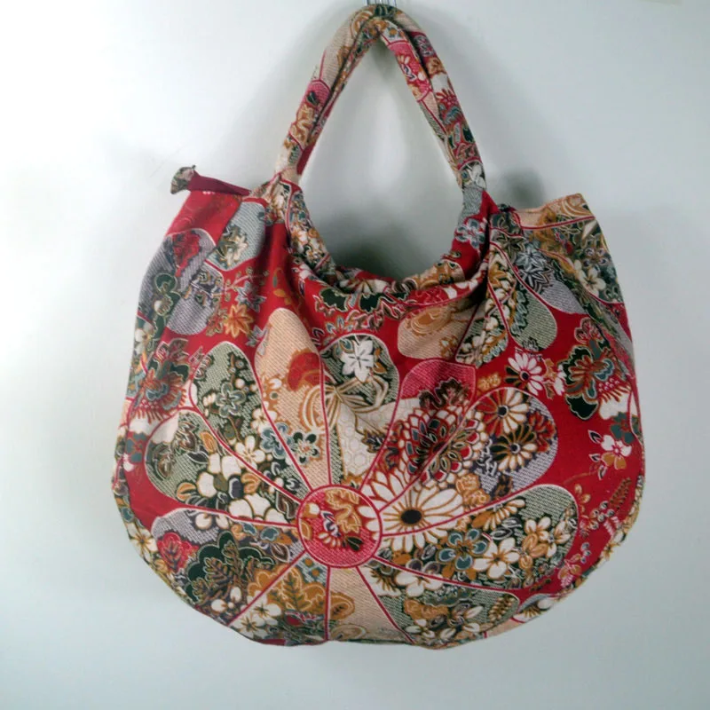 Vintage Handmade Hobos Bohemian Boho Bag Hippie Bags Women Shoulder Bag Classic Red Flower Women\'s Handbags Cotton