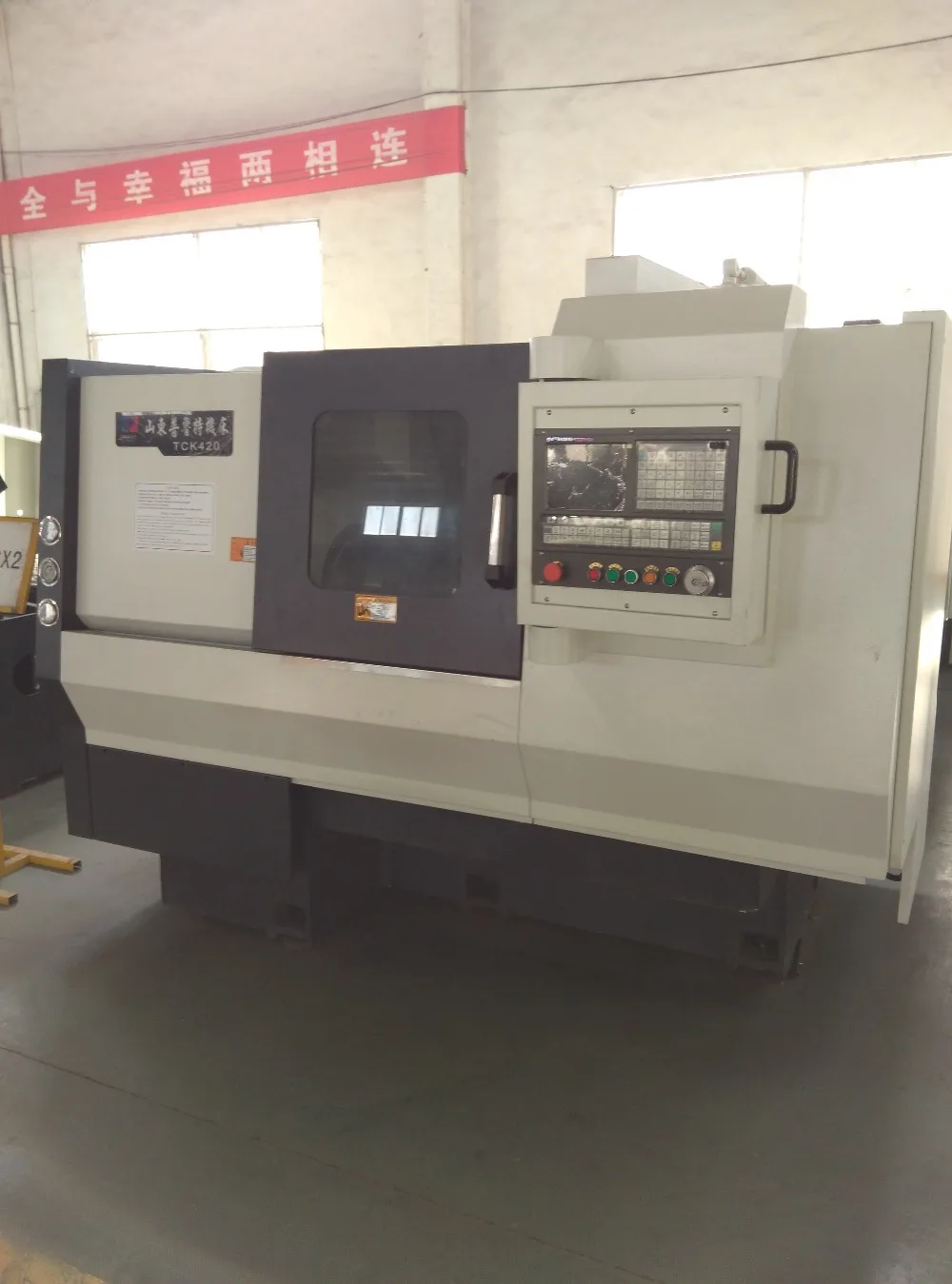 TCK420 CNC 30 Degrees Slant Bed metal lathe machine