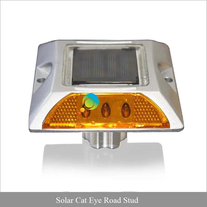 CE RoHS Approved IP68 solar powered road stud aluminum road marker for road construction