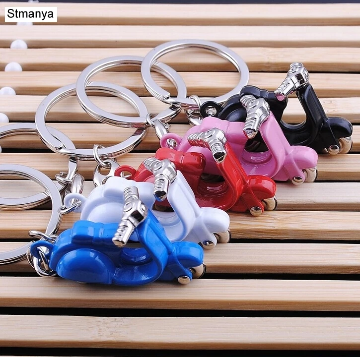 New Design Cool Mini metal Keychain Car Key Chain Key Ring Motorcycle chain Mix color pendant For Man Women Gift wholesale 17217