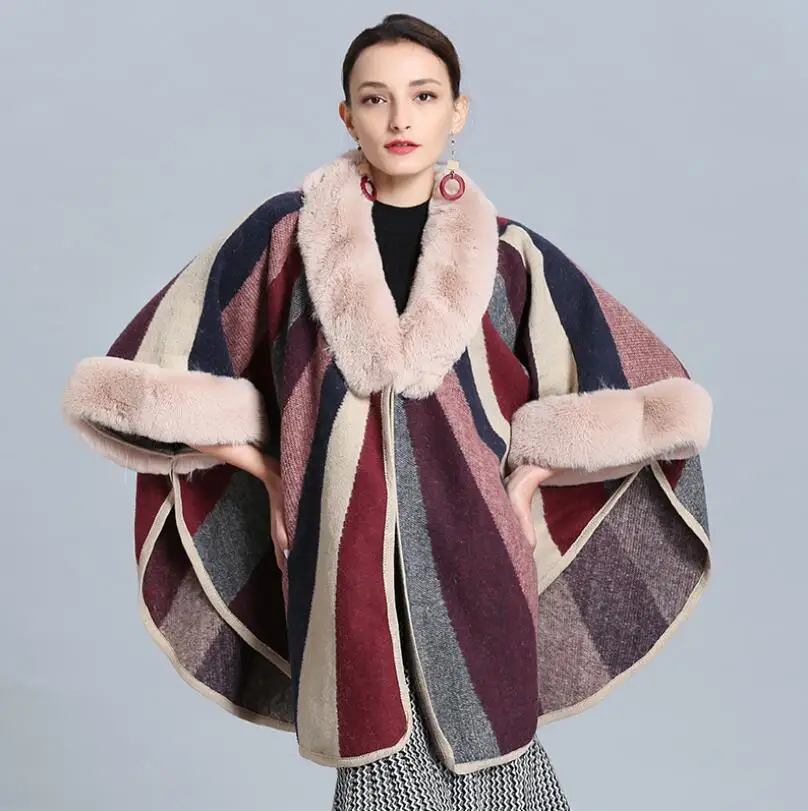 

Europe 2022 autumn winter new Faux fox fur collar cloak with striped knit shawl coat women elegant warm Outerwear w687