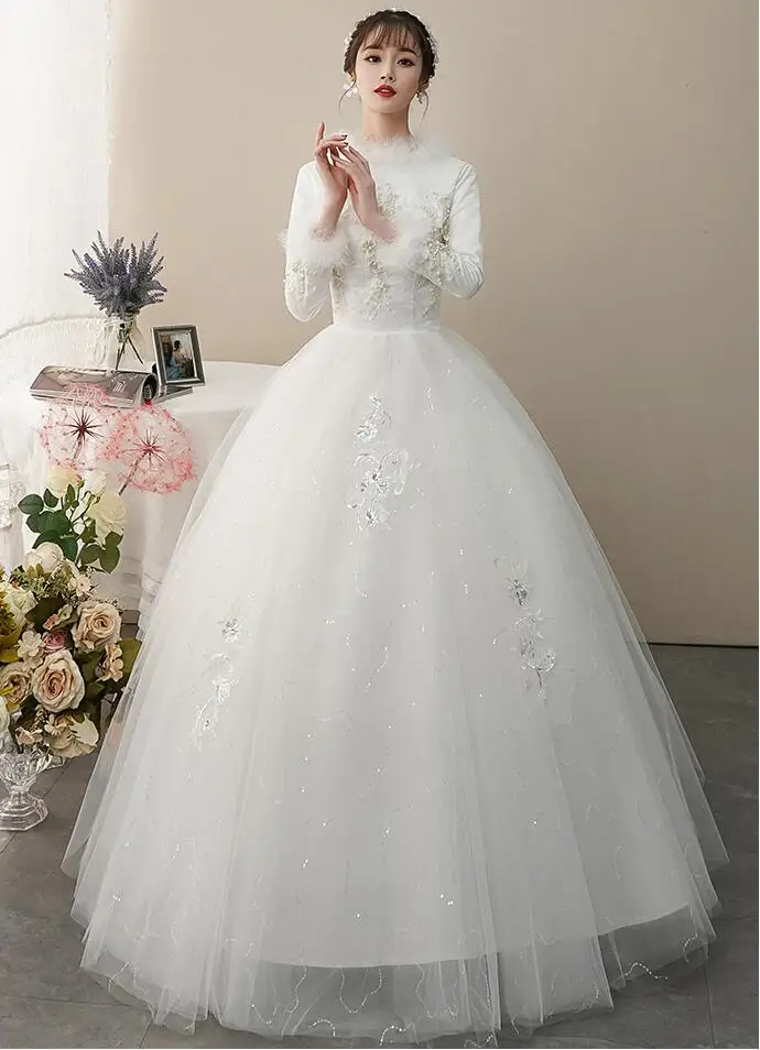 

Luxury pur neck Wedding dresses for winter weding party Appliques Lace up back cheap Bridal dress Ball Gown Long Wedding Gown