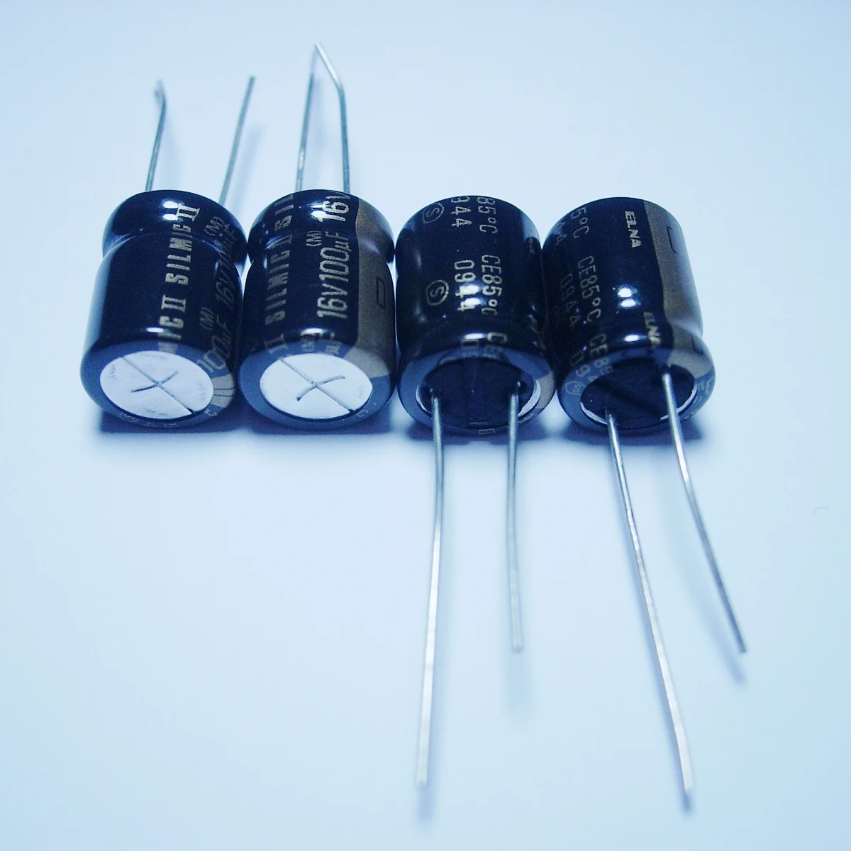 

2020 hot 10pcs/20pcs ELNA SILMICII 100uf/16v copper capacitor feet audio super capacitor electrolytic capacitors free shipping