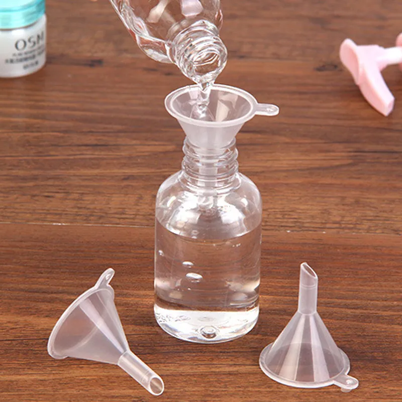 5000Pcs Plastic Funnel Mini Clear Hopper Separating Funnel for DIY Perfume Emulsion Kitchen Oil Liquid Filling Auxiliary Tools