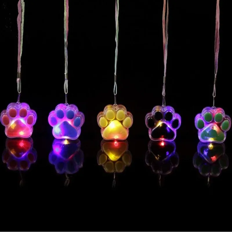 

240pcs Kids Cartoon Bear Paw LED Flashing Necklace Pendants Glowing Lighted Toys Favor Gift Glow Party Christmas ZA5426