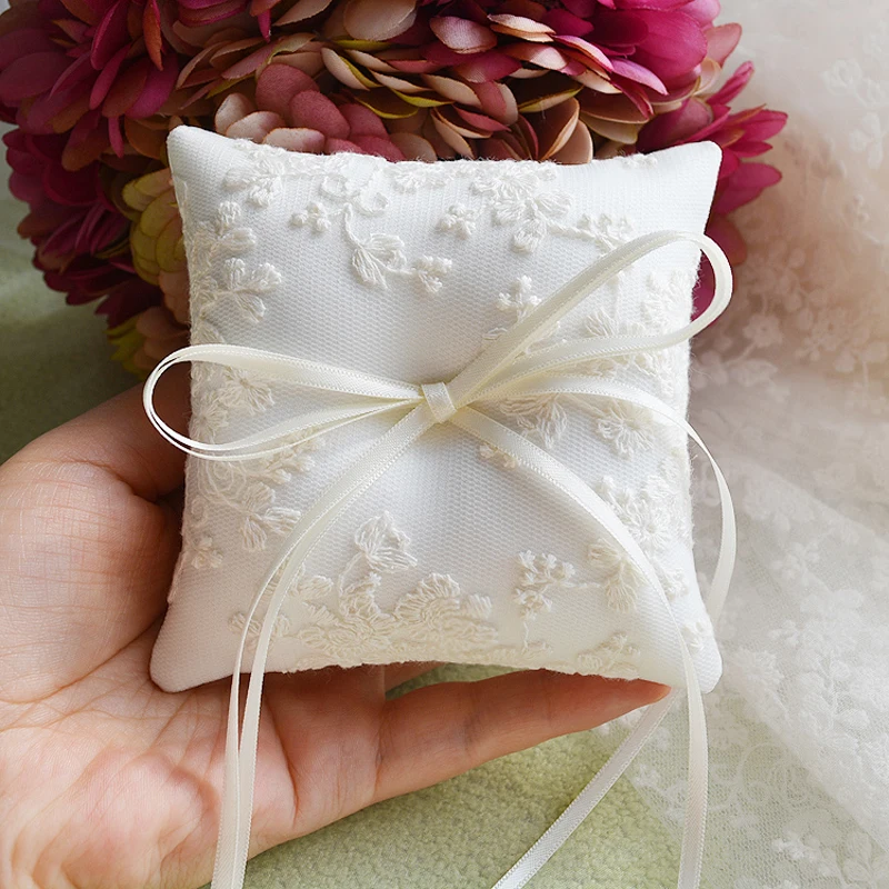 Beige Lace Bowknot Ring Pillow, High-End, Rustic Flower Decoration, Wedding Decoration