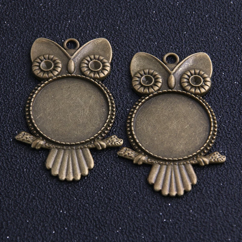 2 pieces/lot Two Color Metal Owl 20/25mm  Inner Size Round Cabochon Pendant Setting Vintage Blank Charms 7C1181