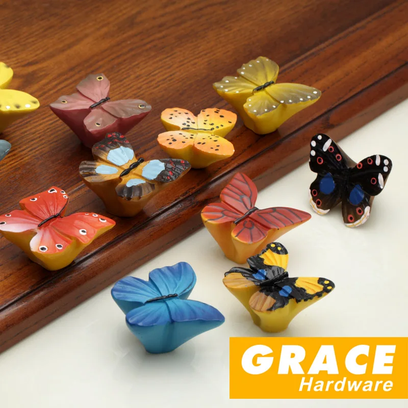 Colorful And Beautiful Butterfly Resin Hand Lovely kids Room Cartoon Pastoral Village Style Wardrobe Drawer Knobs