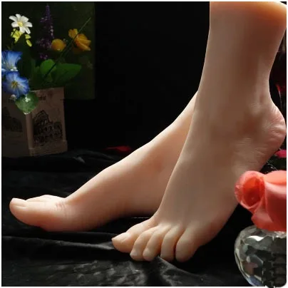 

Free Shipping!! Hot sell silicone Lifelike Mannequin Foot Dummy Arbitrarily-bent//posed/soft Cloning Mode Toys