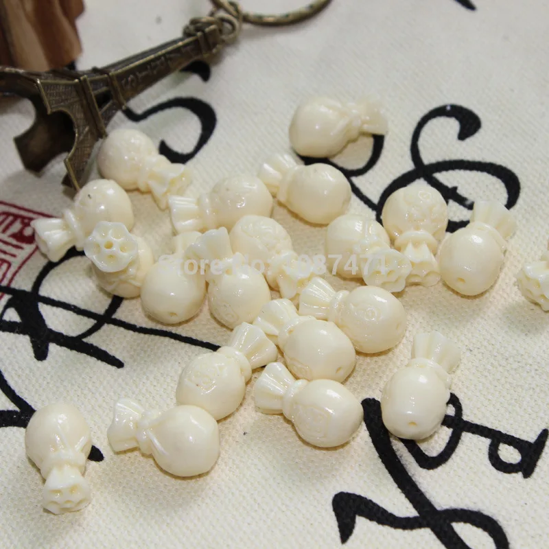 

20pcs 18mm sewing kit Fukubukuro Modeling High imitation ivory beads accessories Charm crafts C070