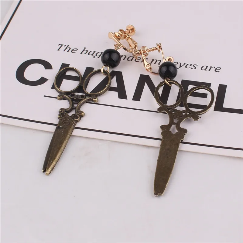 New Arrival Vintage Fashion Big Scissors Shape Clip on Earrings for Women Party Luxury Simulated Pearl Needn\'t Ear Hole Earrings