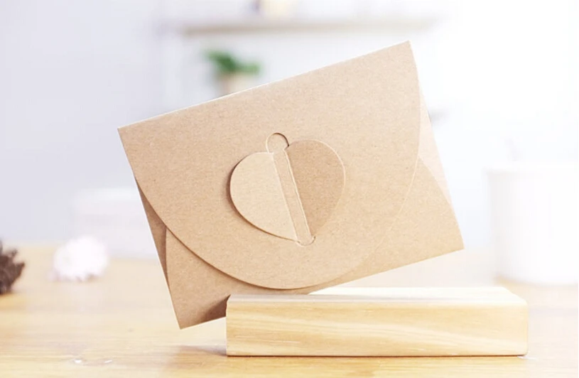 50pcs/lot Handmade Heart Kraft Envelope Vintage Envelopes Retro Stationery Set Postcard Photo Storage Christmas Gift Package