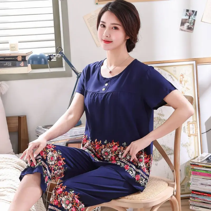 Women\'s  short sleeve Embroider Flower pajamas set Summer New 3XL cotton pyjamas For mother Soft Home Leisure wear