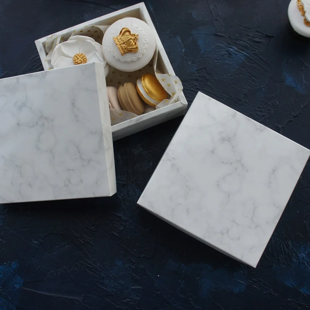 

high quality 14*14*5cm 10pcs marble design Cheese chocolate Paper Box wedding party cookie candy Macarons Snacks Storage Boxes