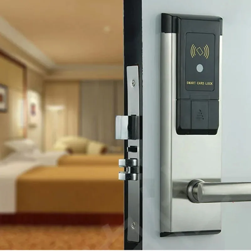 Hotel Door Lock Electronic RFID Card Smart lock Intelligent Digital Keyless Door Lock Safe for Hotel Resort Office Apartment