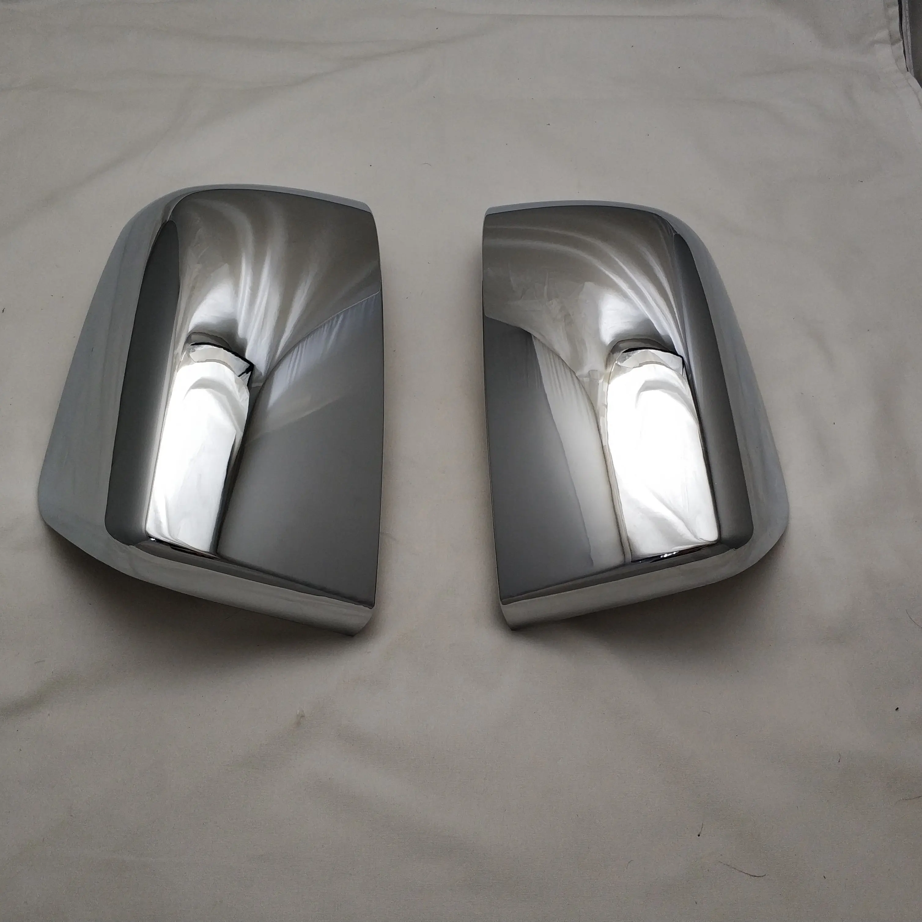 High-quality ABS Chrome accessorie door Rearview door mirror covers Automobile exterior fitting For Isuzu DMax 2012-2018