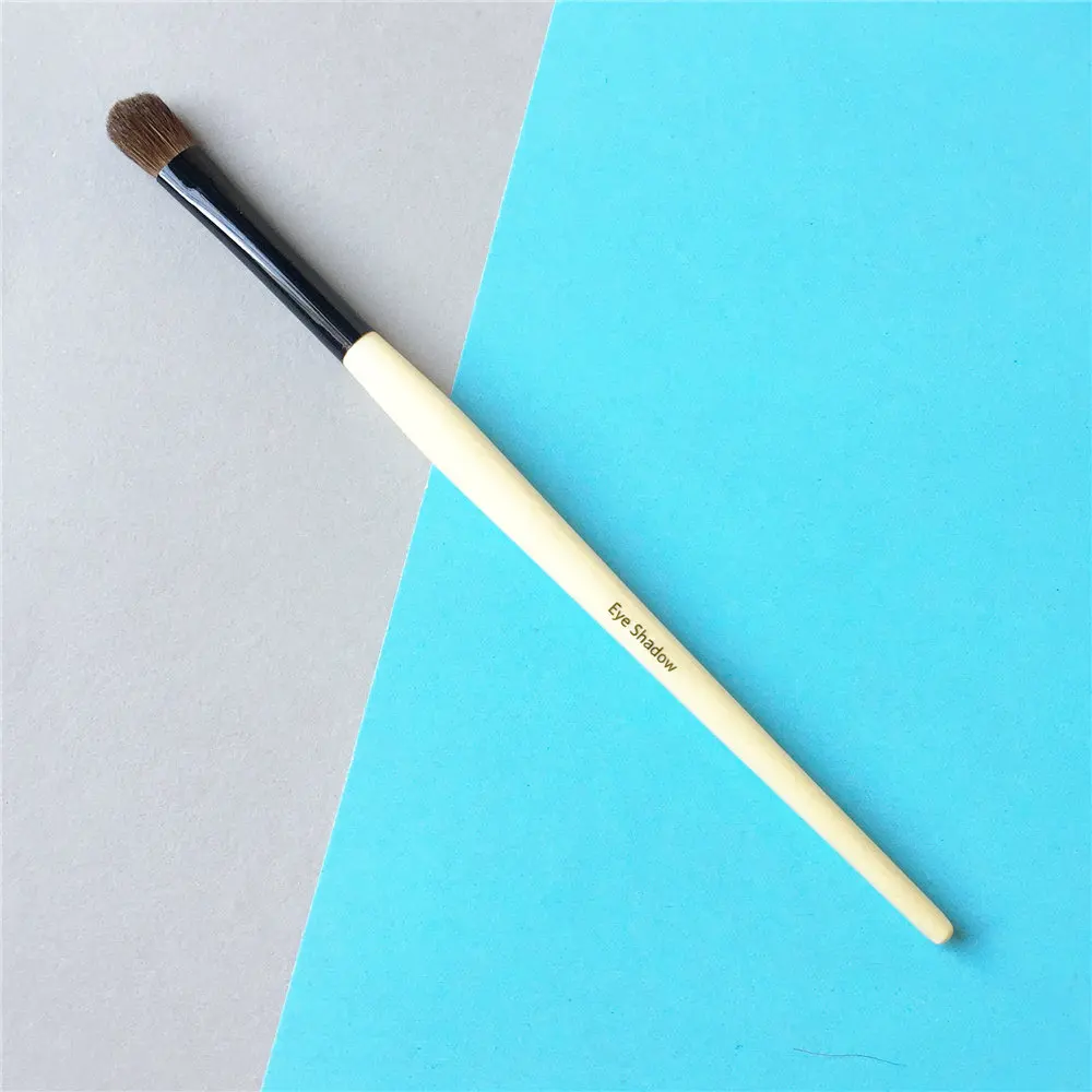 Manico in legno ombretto Anlged ombretto Eye Definer pennelli per trucco pennello per sfumare sopracciglia strumento applicatore per trucco di bellezza