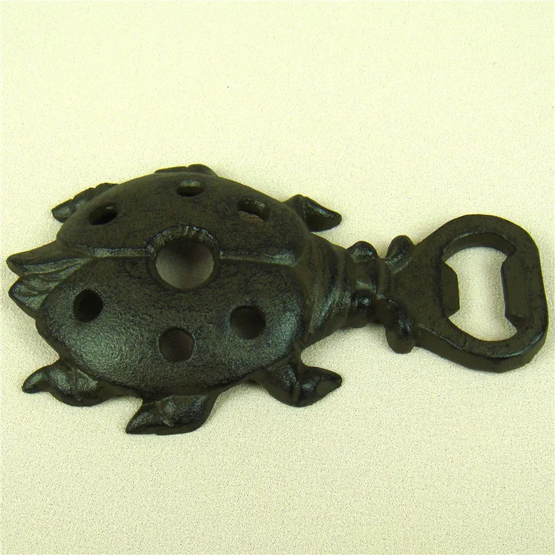 Fashion Cast Iron Ladybug Bottle Opener Ornamental Metal Beetle Miniature Key Holder Wine Decor Barware Tool Craft Accessories