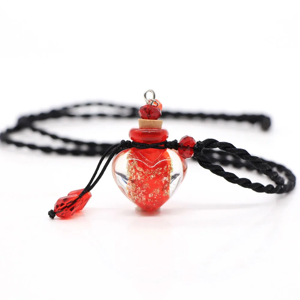 2Pcs New Arrive Night Luminous Heart-Shaped Essential Oil Bottle Necklace Air Fresher Women Perfume Pendant Gift For Women