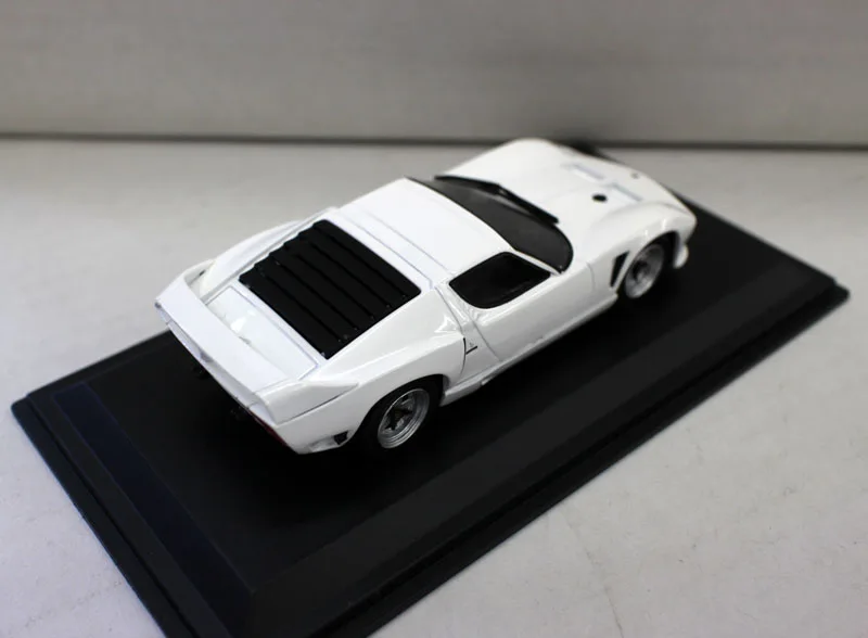 Original factory 1:43 Miura SVJ Roadster 1981 boutique alloy car toys for children kids toys Model original box 