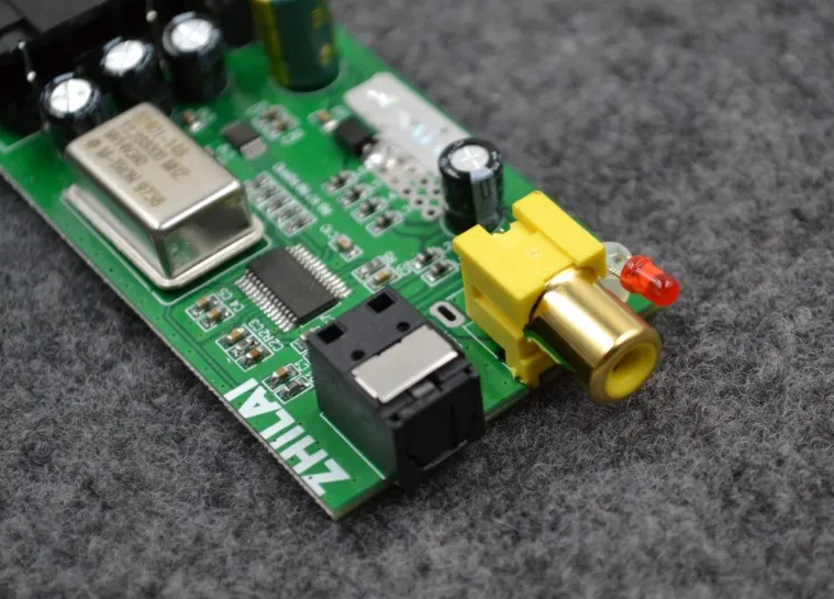 DC5V L12 digital to analog audio converter DAC decoder board Fiber coaxial signal input converts the analog signal rca output