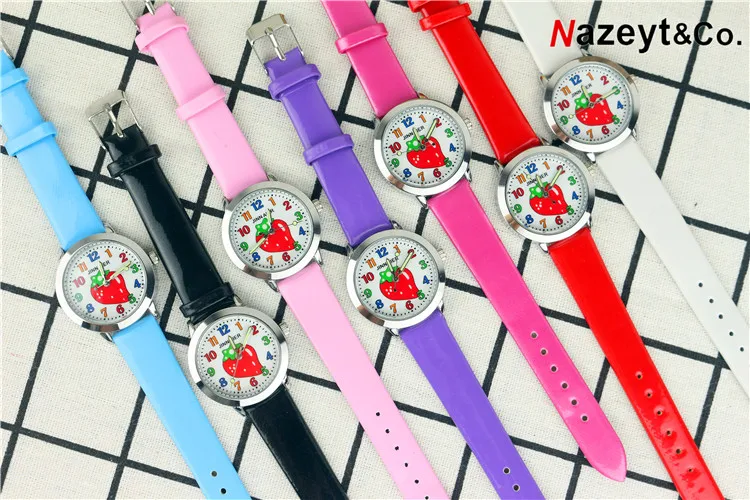 2019 nieuwe mode meisjes leuke cartoon aardbei dial lederen horloge hoge qulity kinderen kids lichtgevende handen gift klok