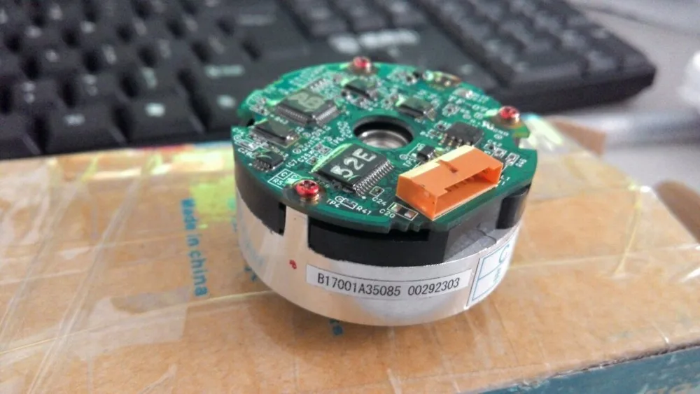 

UTSIH-B17CK encoder with program for AC servo motor SGMGH-75ACA61 new