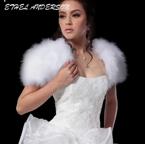 White Ostrich Feather Fur Shrugs For Women Bridal Party Fur Shawl Cape Wrap Marriage Shrug Bride Winter Wedding Party Boleros