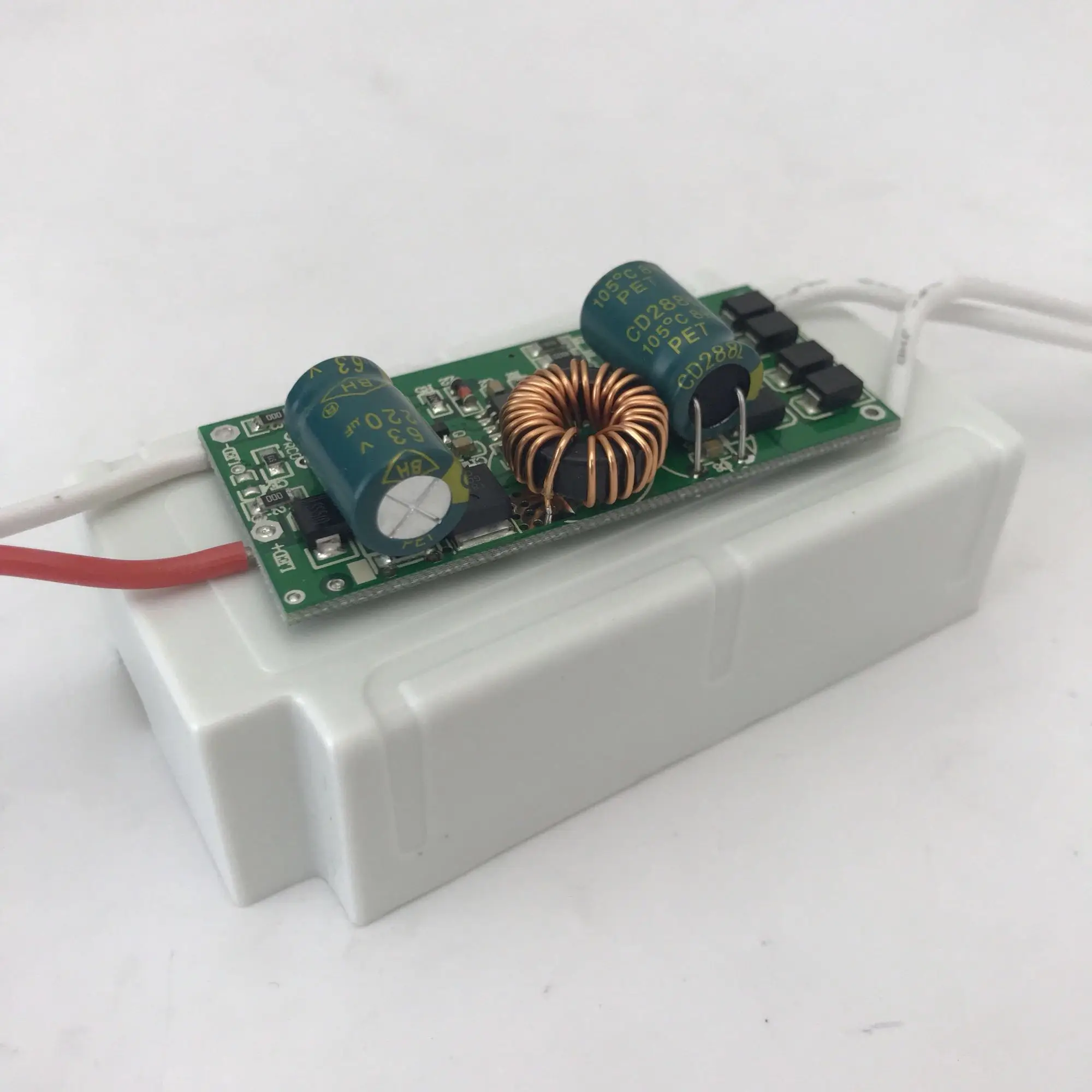 5pcs/lot DC-DC raise Converter Driver Module DC12-24V  to 30-42V 600mA Constant current LED transformer