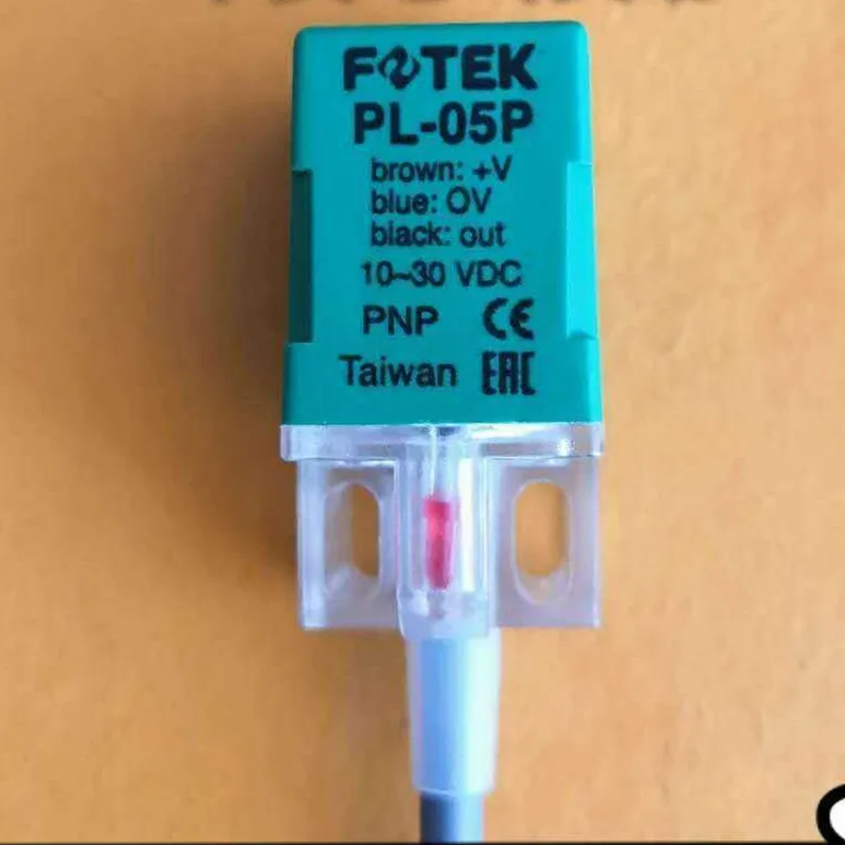 1PC PL-05P-05N-05PB-05NB  FOTEK New  Original Inductive Proximity Switch Sensor