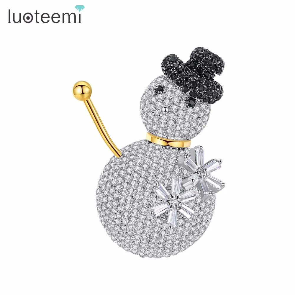 LUOTEEMI Micro Paved Tiny Shining CZ Crystal Black Hat Snowman Shape Brooch Pin for Women Cute Snow Baby Girl Christmas Gift