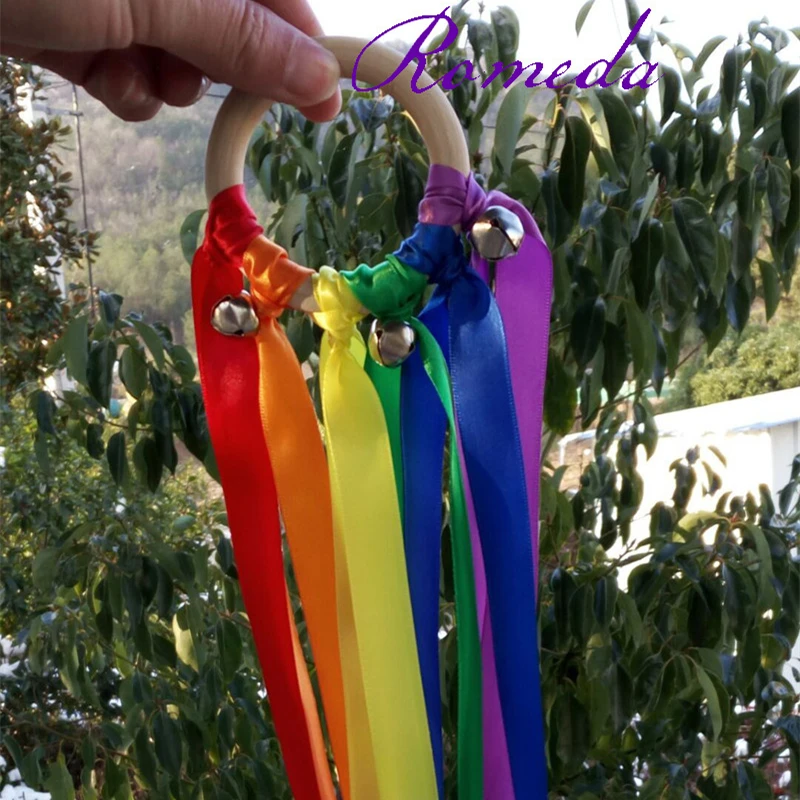 10pcs/lot Rainbow Color Wooden Ring With Bell Birthday Party Favors