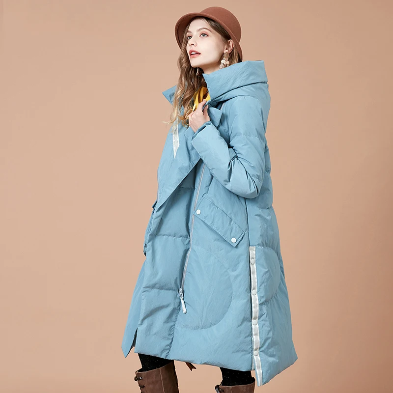 ARTKA 2018 Autumn and Winter New Solid Thick Cloak 90% White Duck Down Coat Sashes Letter Print Pocket Hooded Outwear YK10383D