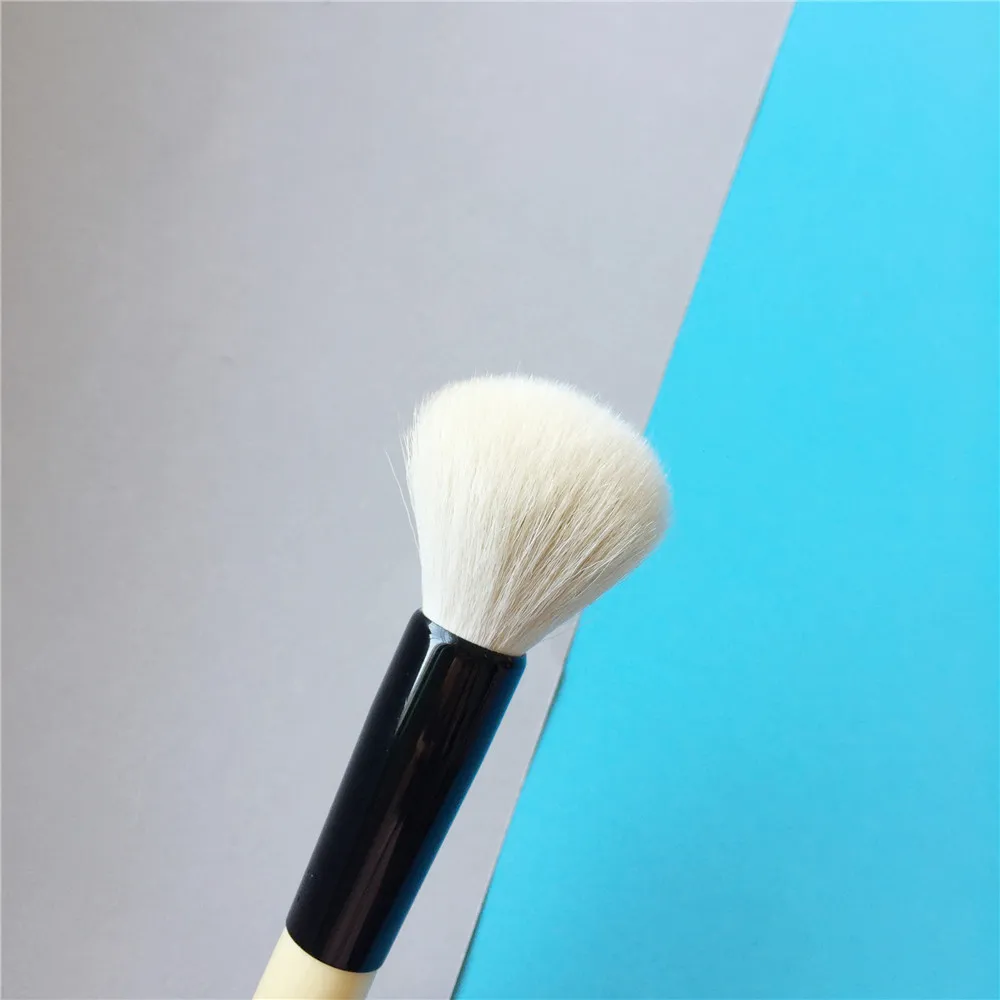 Wood Handle Multi Purpose Face Blender Powder Blush Bronzer Makeup Brush Soft Goat Hair Cosmetic Blending Tool