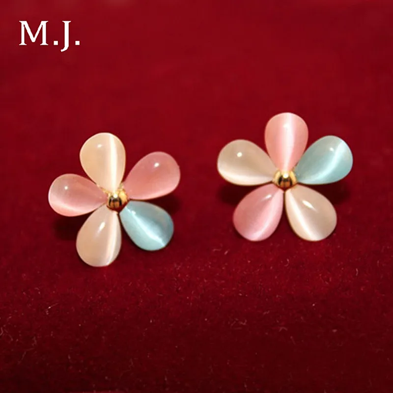 New Cute Girls Crystal Flower Earrings For Women Fashion Opal Stone Tiny Stud Earing Female Jewelry Wedding Party Gift