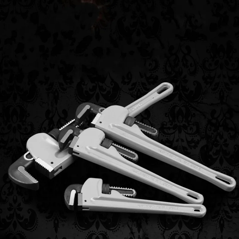 

1Pcs 8" 10" 12" 14" 18" Pipe Wrench,Aluminum Alloy Handle,Chrome vanadium steel Pliers head Safety Hand Tools